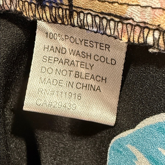 Yumi Kim Floral V-Neck Long Sleeve Blouse Black Pink & Blue Flowers Sz S - Picture 8 of 10